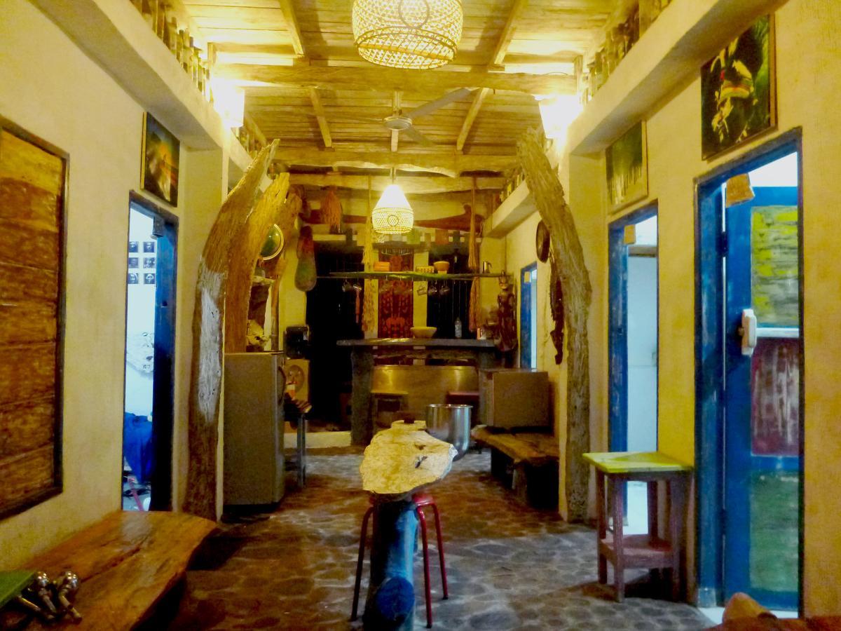 Хостел Gipsy Backpackers Гили Траванган Экстерьер фото